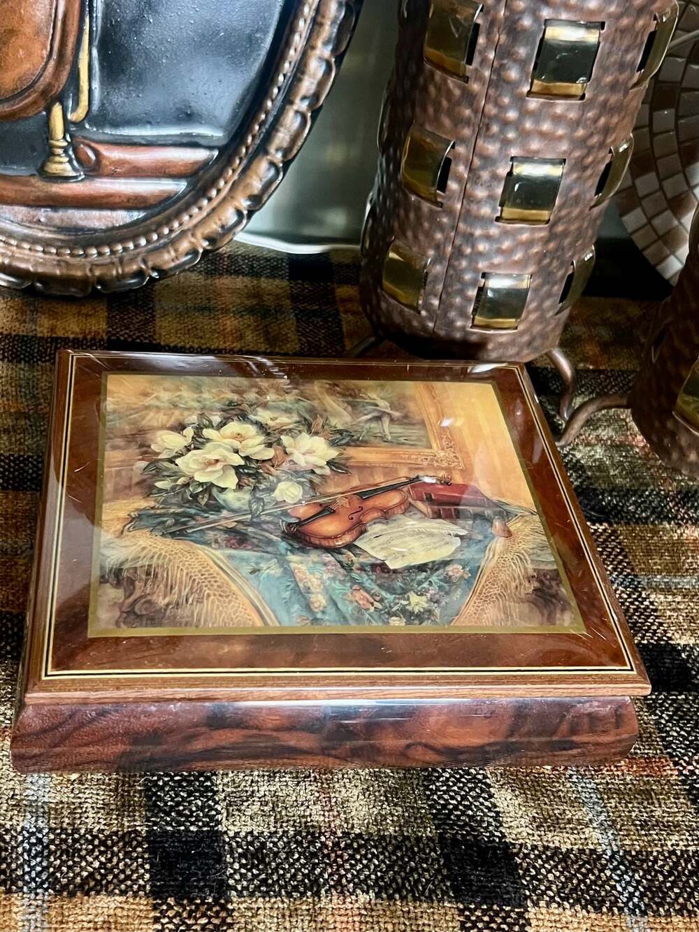 Lena Liu numbered collectors music box for jewelry